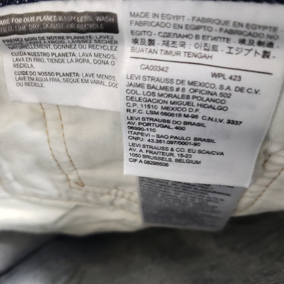 Levi’s 501 Original Fit Straight Leg Button Jeans - Picture 7 of 9